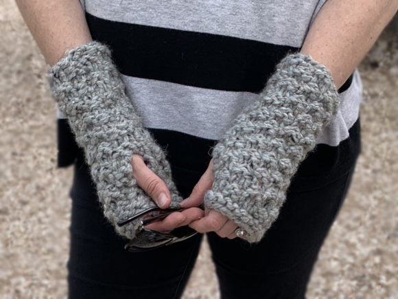 Download Granite Fingerless Mitts Knit Pattern - Mitts Collection