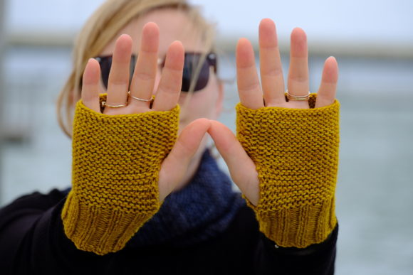 Download Black Cat Basics: Mitts - Mitts Collection